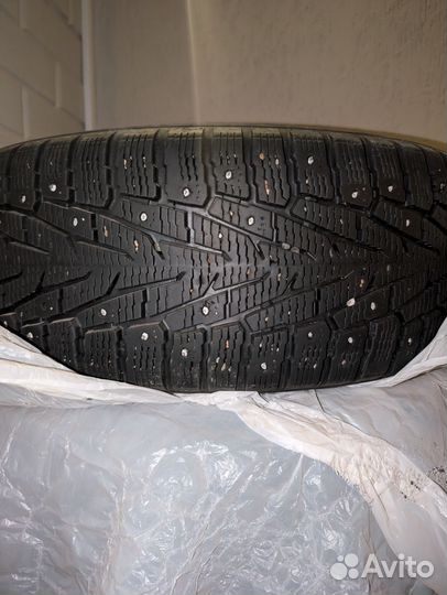 Nokian Tyres Hakkapeliitta 7 235/60 R17