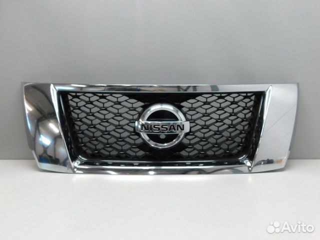 Решетка радиатора Nissan Pathfinder (R52) (70666)