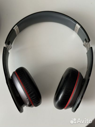 Беспроводные наушники beats solo hd wireless