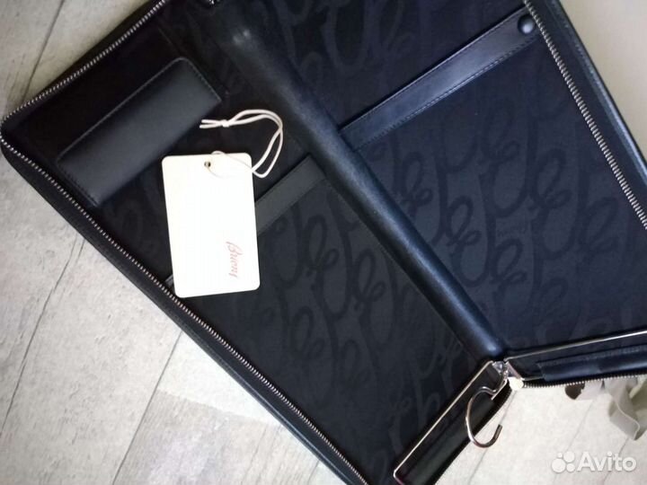 Brioni. Футляр для галстуков