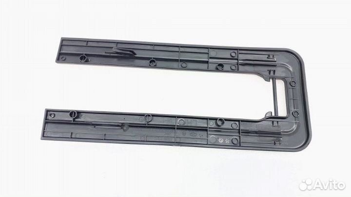 Накладка сиденья левая Hyundai Santa Fe TM G4KM