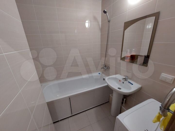 2-к. квартира, 57,6 м², 17/17 эт.