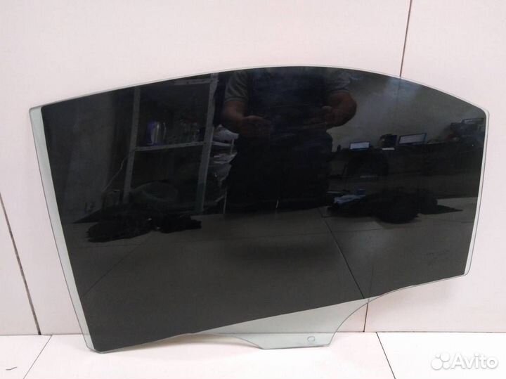 Стекло двери задней левой Mazda 6 GG 2002-2007