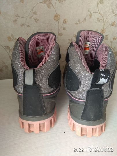Ботинки для девочки 34р