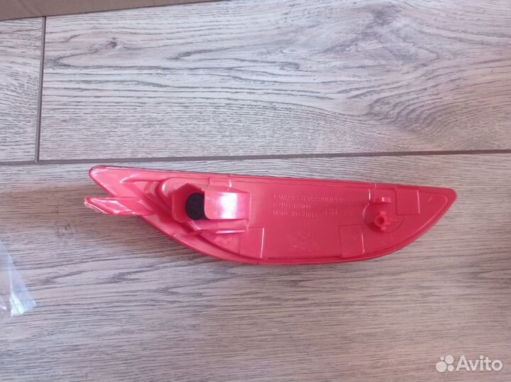 Отражатель заднего бампера Hyundai Solaris 2011