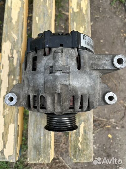 Гениратор на опель инсигния