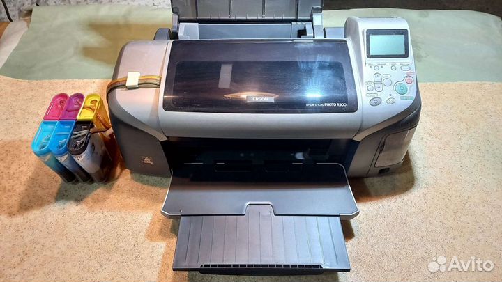 Цветной принтер epson photo R-300