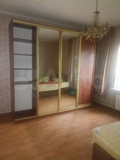 2-к. квартира, 64 м², 1/2 эт.