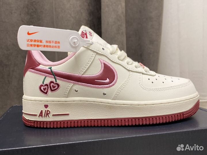 Кроссовки Nike Air Force 1