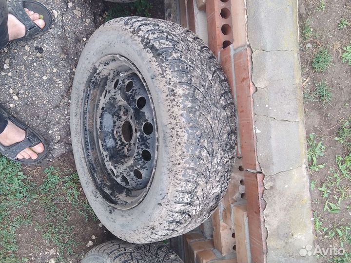 Pirelli Formula Ice 185/60 R14