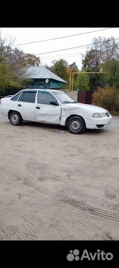 Daewoo Nexia 1.5 МТ, 2010, битый, 220 000 км