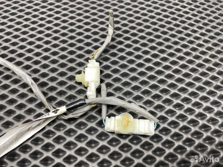 Подсветка дверей Honda Civic FD(4Д) R18A1