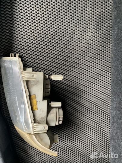 Фара левая ваз 2110