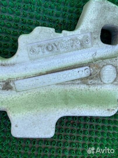 Пенопласт в бампер задний Lexus Gx460 GRJ158 2013