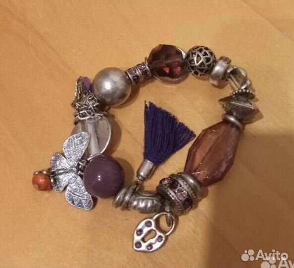 Браслет с бабочкой