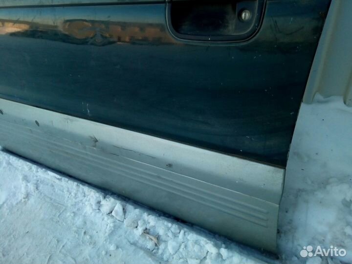 Mitsubishi RVR с 91г. - Передняя левая дверь Б/У