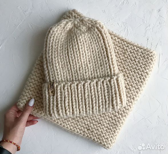 Шапка вязаная и снуд на зиму