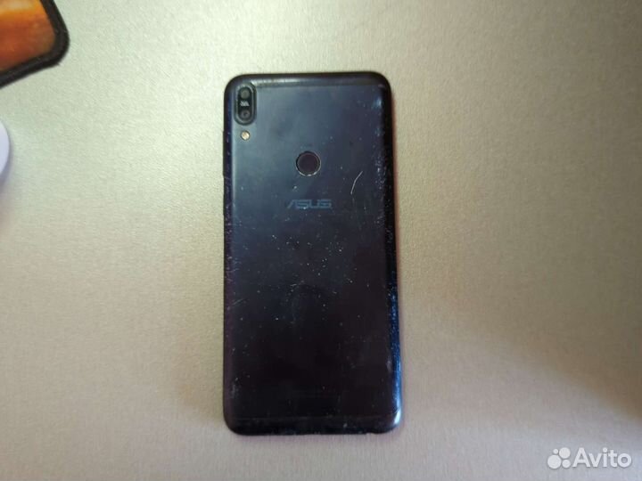 Asus ZenFone Max Pro M1