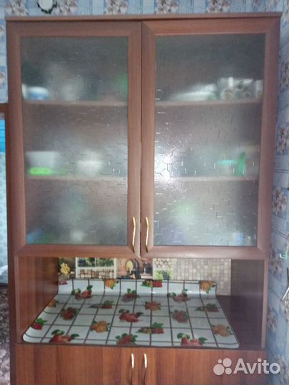 Шкаф сервант