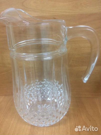Кувшин с бокалами(стекло)