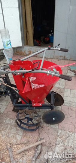 Картофеле сажалка для мотоблока