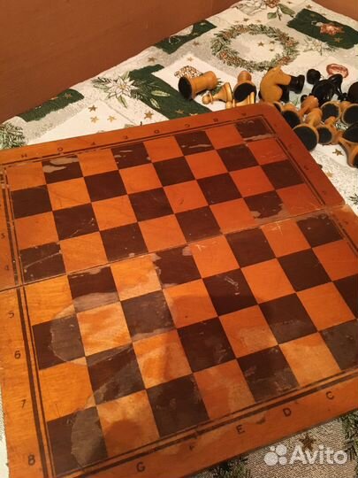 Деревянные шахматы СССР с доской москва