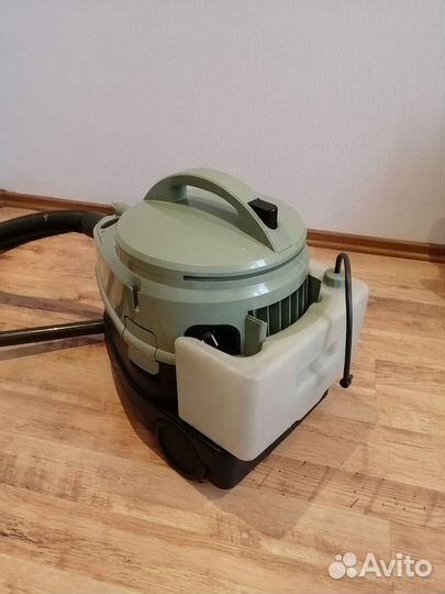 Моющий пылесос Philips, бу