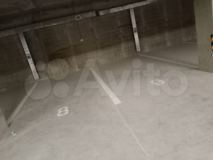 Машиноместо, 13 м²