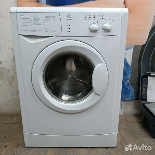 Стиральная машина indesit