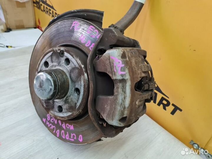 Кулак передний левый Mercedes-Benz E W211