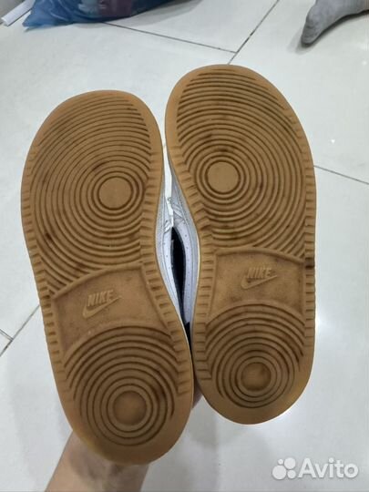 Кроссовки nike 27