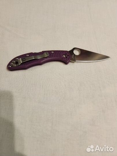 Нож spyderco delica 4