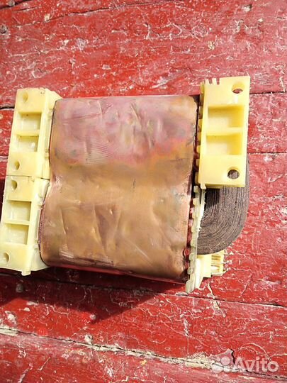 Трансформатор сетевой понижающий Барк-001