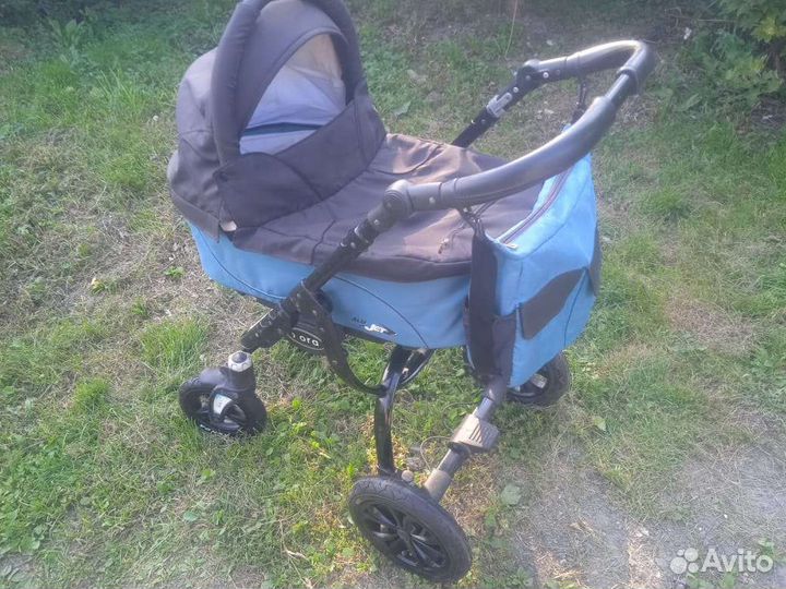 Прогулочная коляска 2 в 1