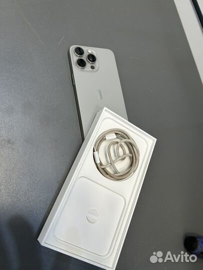 iPhone 15 Pro Max, 256 ГБ