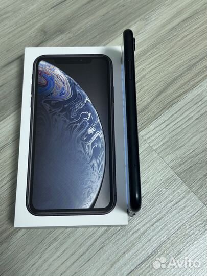 iPhone Xr, 64 ГБ