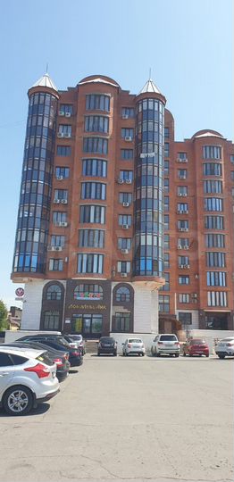 3-к. квартира, 146,6 м², 8/10 эт.