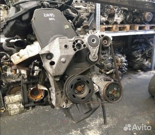 Двигатель Volkswagen Golf 4 2001 AEH 1.6 бензин