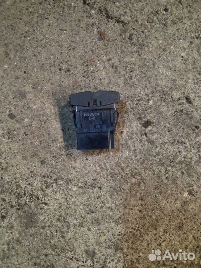 Кнопка (выключатель) MAN TGX 2008 81255030318