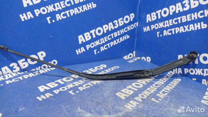 Левый поводок дворника Mazda 6 Gg лифтбэк 2005