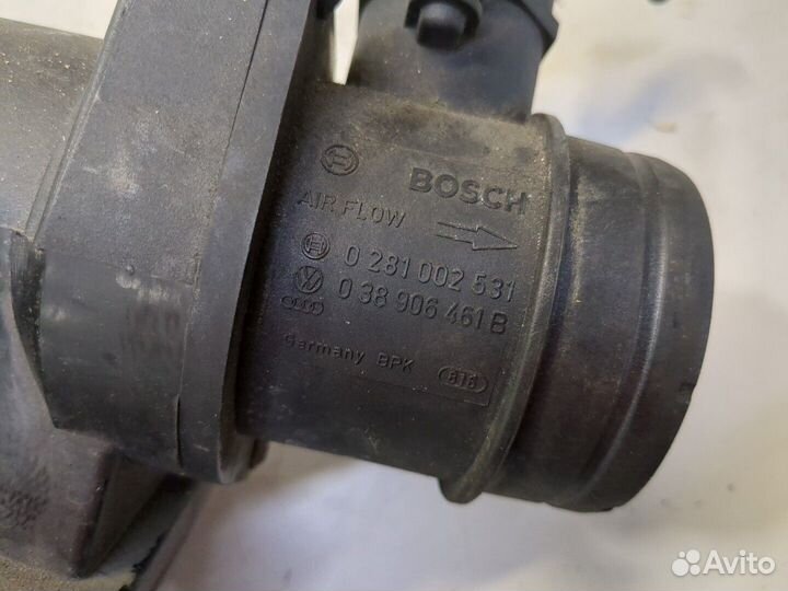 Корпус воздушного фильтра Volkswagen Touran, 2007