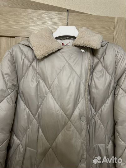 Пуховик женский длинный с капюшоном