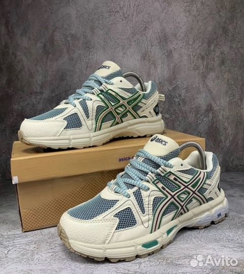 Кроссовки asics