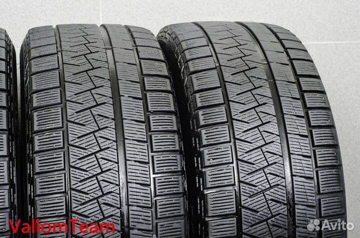 Pirelli Ice Asimmetrico Plus 245/45 R18 100Q