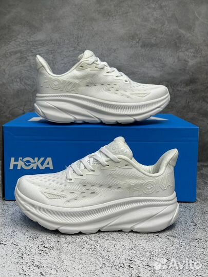 Кроссовки hoka