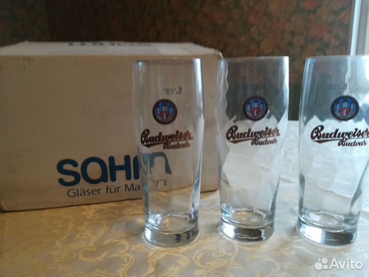 Бокалы пивные Budweiser 0,5l