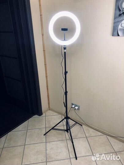 Кольцевая лампа 33 см + штатив 2,1м