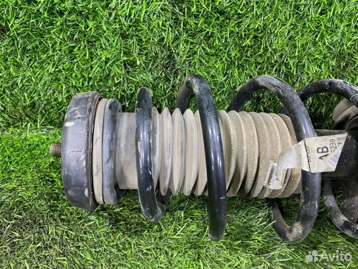 Стойка передняя левая Daewoo Lacetti J300 F16D4