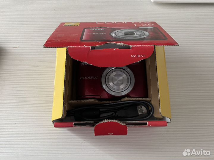 Мыльница nikon coolpix L29 Red