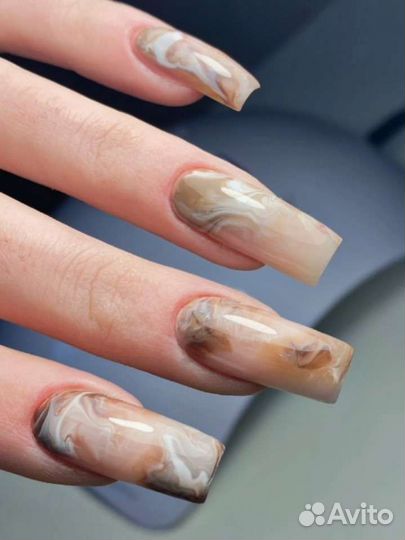 Наращивание ногтей
